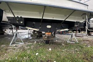 39ft Carver Yacht For Sale