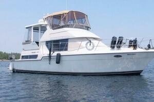 39ft Carver Yacht For Sale