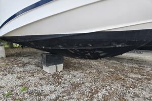 Photo 5118393 for 1998 Trophy 2503 Center Console  