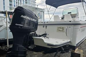 Photo 5118425 for 1998 Trophy 2503 Center Console  