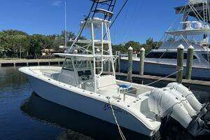 2017 Yellowfin 39' Center Console thumbnail 12