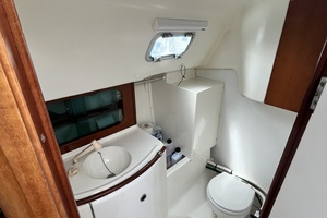 Peace n Quiet 31ft Beneteau Yacht For Sale