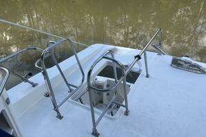 2000 Bayliner 4788 thumbnail 42