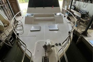 47ft Bayliner Yacht For Sale