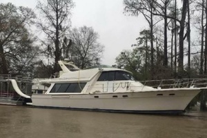 47ft Bayliner Yacht For Sale