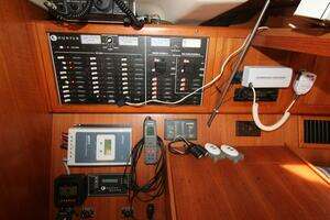 2002 Hunter 410 thumbnail 37