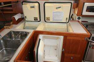 2002 Hunter 410 thumbnail 30