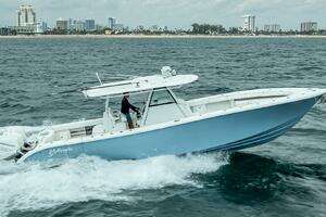 GET LIT 2018 Yellowfin 39 Offshore Yacht For Sale in Fort Lauderdale FL