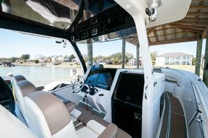 2015 Edgewater 368 CC- YOLO 2- Helm 6