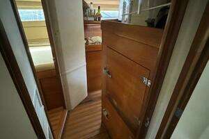 1994 Sundeer 64 PILOTHOUSE CUTTER thumbnail 22