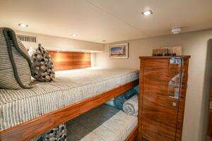 2023 Viking 72 Convertible thumbnail 96