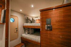 2023 Viking 72 Convertible thumbnail 91