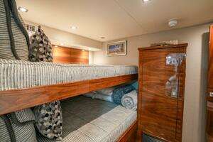 2023 Viking 72 Convertible thumbnail 97