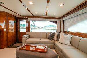 2023 Viking 72 Convertible thumbnail 35