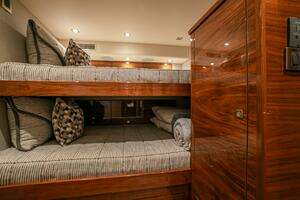 2023 Viking 72 Convertible thumbnail 95
