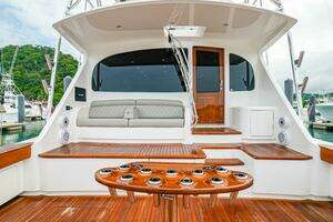 2023 Viking 72 Convertible thumbnail 6