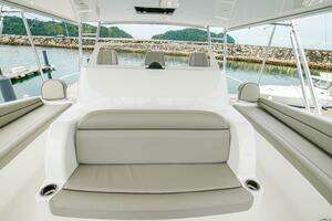 2023 Viking 72 Convertible thumbnail 27