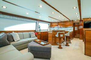 2023 Viking 72 Convertible thumbnail 29
