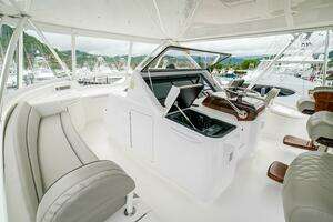 2023 Viking 72 Convertible thumbnail 25