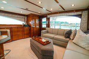 2023 Viking 72 Convertible thumbnail 33