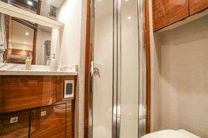 2023 Viking 72 Convertible thumbnail 92