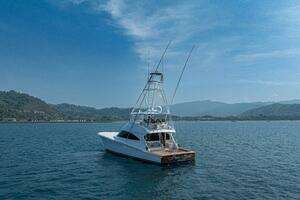 2023 Viking 72 Convertible thumbnail 133
