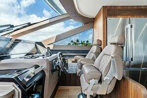 2027 Aquitalia Yachts Flybridge thumbnail 19