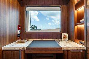 2027 Aquitalia Yachts Flybridge thumbnail 28