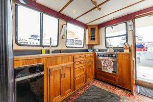 2000 Nordic Tugs 37 thumbnail 25