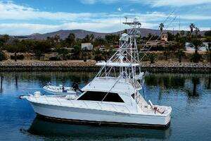2001 Riviera 43 Flybridge thumbnail 23