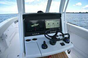 2027 Jupiter 380 LS thumbnail 4