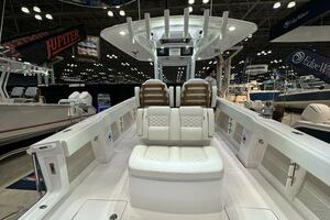2026 Jupiter 380 LS thumbnail 13