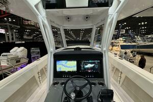 2026 Jupiter 380 LS thumbnail 10