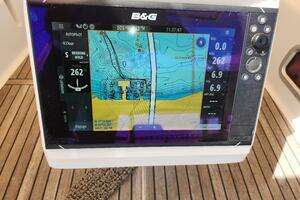 2011 Beneteau Oceanis 49 thumbnail 18