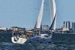 2011 Beneteau Oceanis 49 thumbnail 4