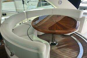 2008 Sea Ray 55 Sundancer thumbnail 17