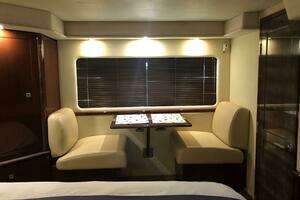 2008 Sea Ray 55 Sundancer thumbnail 31