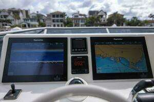 2018 Prestige 680 Flybridge thumbnail 53