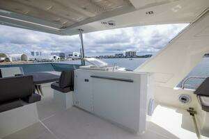 2018 Prestige 680 Flybridge thumbnail 45