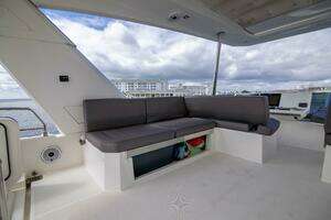 2018 Prestige 680 Flybridge thumbnail 46
