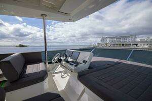 2018 Prestige 680 Flybridge thumbnail 48