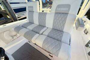 2014 Everglades 355 Center Console thumbnail 21