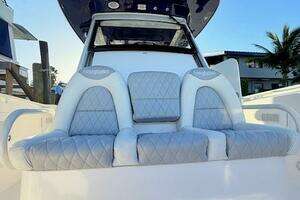 2014 Everglades 355 Center Console thumbnail 20