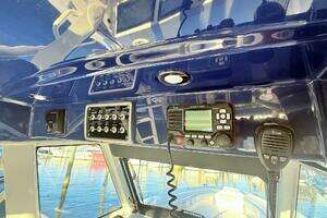 2014 Everglades 355 Center Console thumbnail 22