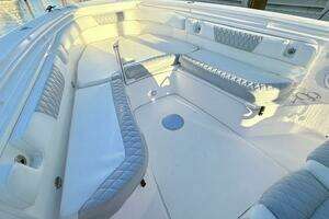 2014 Everglades 355 Center Console thumbnail 11