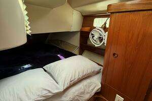 1993 Beneteau Oceanis 400 thumbnail 15