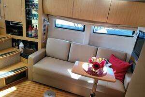 2012 Four Winns V435 thumbnail 31