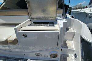 2012 Four Winns V435 thumbnail 18