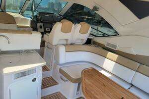 2012 Four Winns V435 thumbnail 25