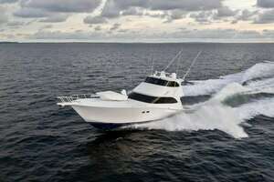 2011 Viking 70 Enclosed Bridge thumbnail 69